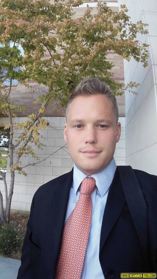Ripoff Lawyer Using Women for Sex